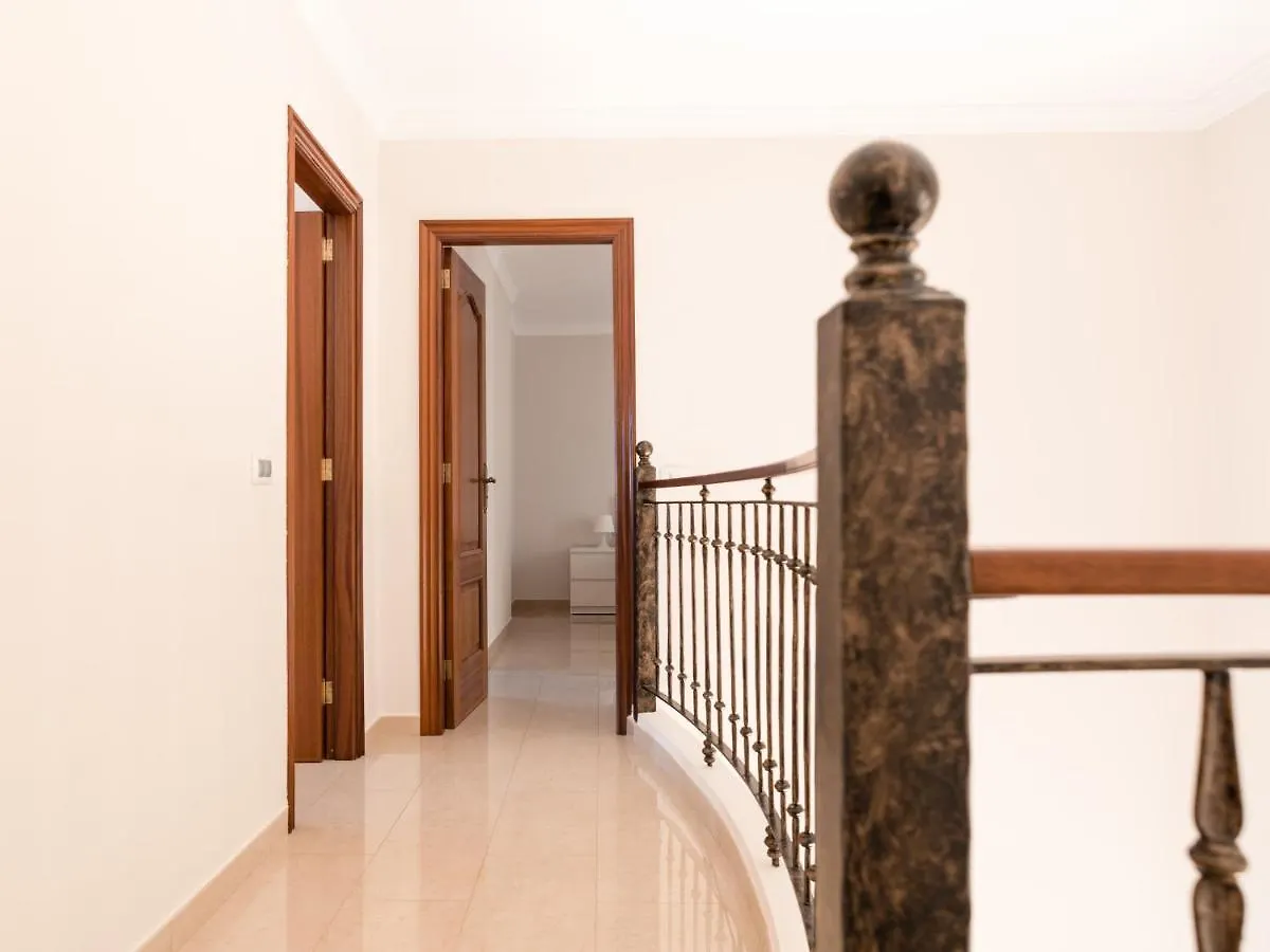 Modern Villa With Private Pool And Mountain Views Arona