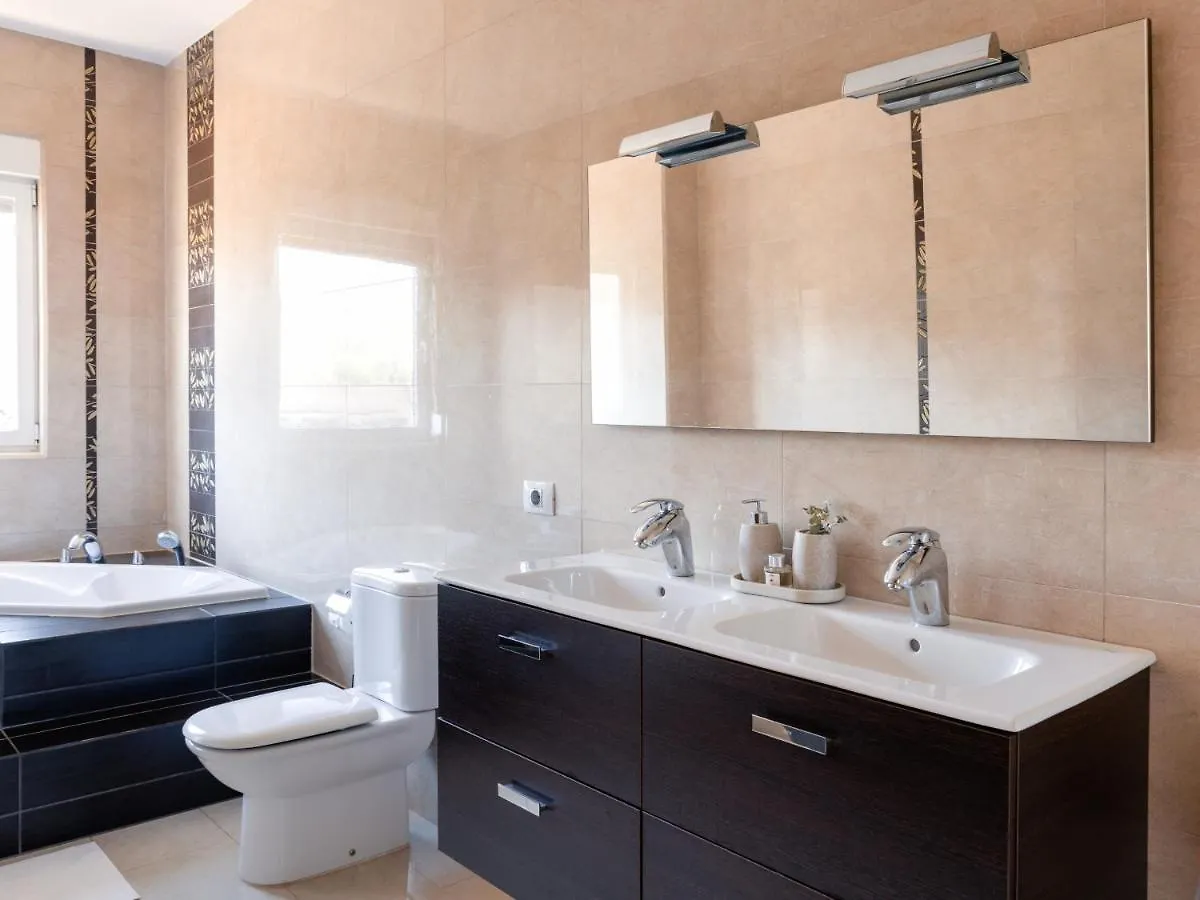 Modern Villa With Private Pool And Mountain Views Arona